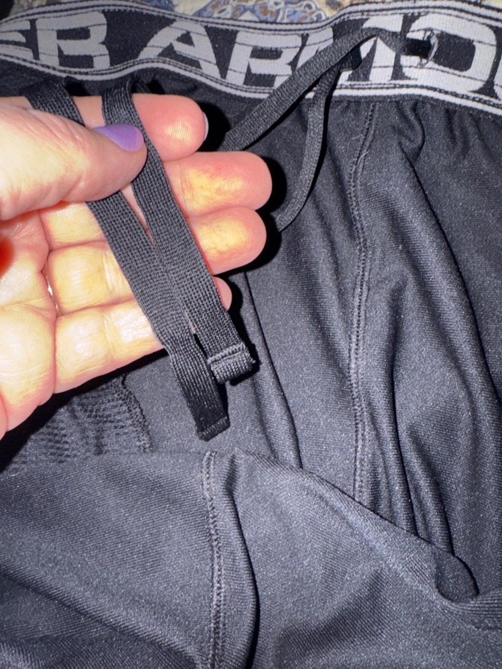 Under Armour Black with White Side-Panel Men's Athletic Shorts 3XL Loose fit. - Picture 6 of 6